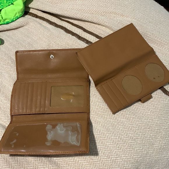 Vintage Fossil Handbag/ Backpack with Matching Wallet - Picture 14 of 16